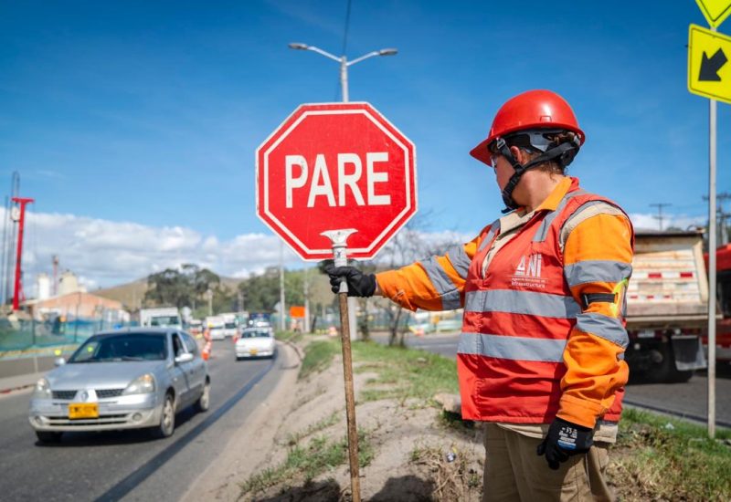 flayer auxiliar de trafico UU